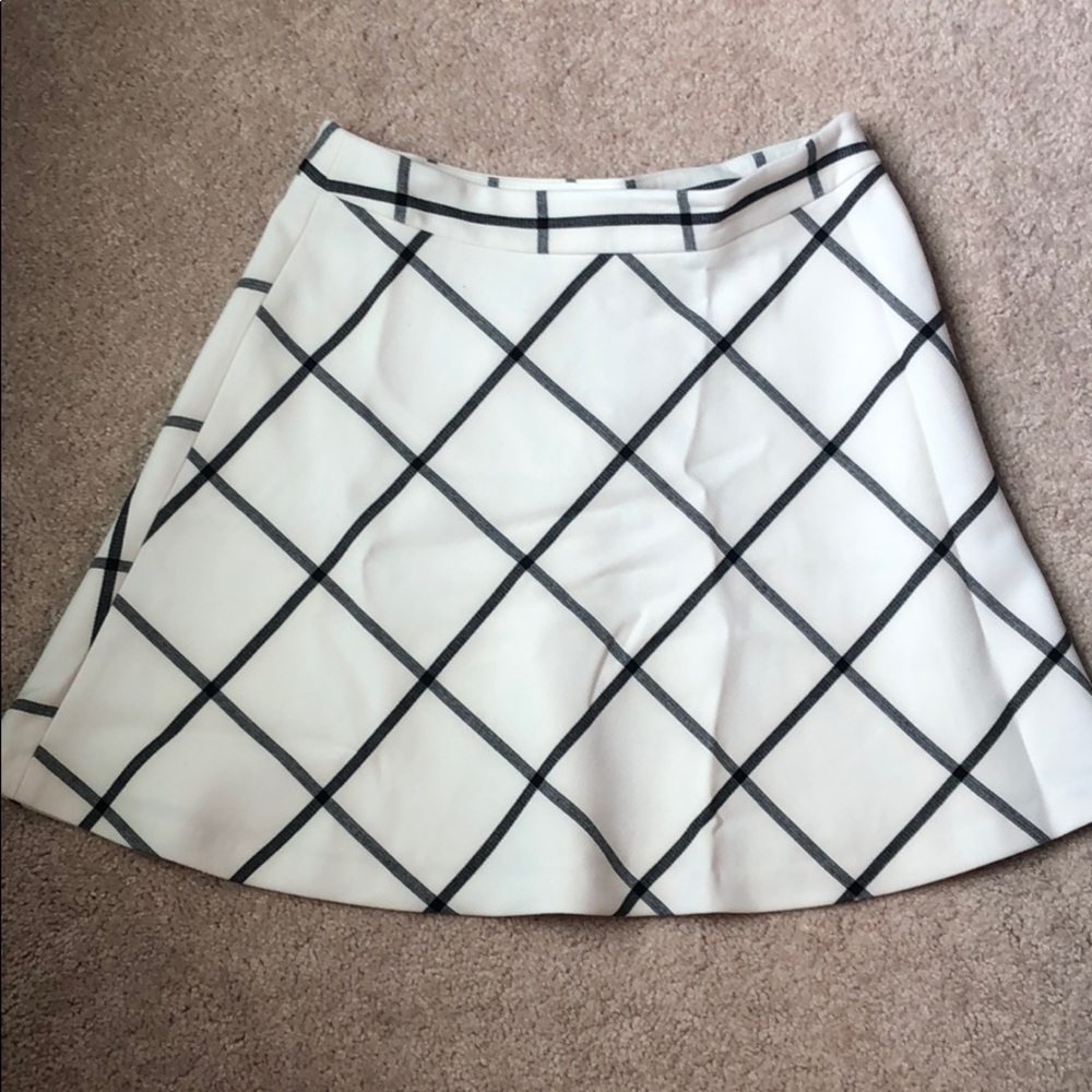 BNWT Loft Black and white skirt